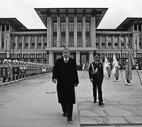 erdogan-aksaray-bw-crop