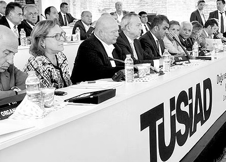tusiad-patronlar-bw-crop